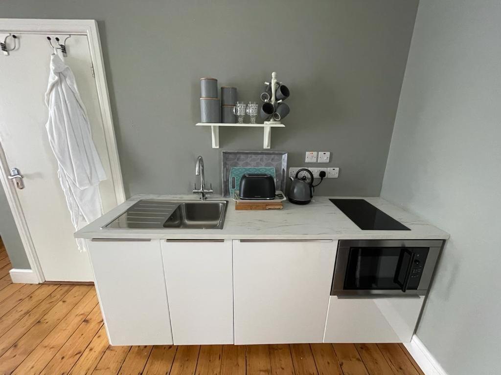 6 New Street Selfcatering Bnb Studio 1 Bantry Exterior foto